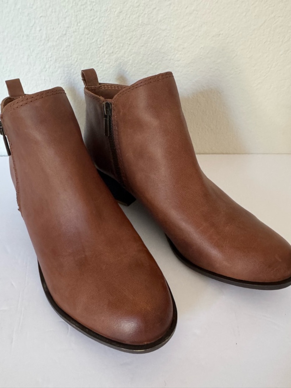 Lucky Brand Basel Chestnut Brown Leather Double Zip Ankle Booties